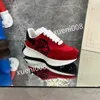 2023top Hommes Femmes Chaussure Fraise Vague Bouche Tigre Web Impression Vintage Entraîneur Homme Femme Variété de Styles