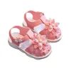 Sandals Sweet Princess Sandals 2022 New Summer Kids Fashion Covered Toes Soft Girl Pink Flower Children Snap Button Flat Casual Non-slip W0327