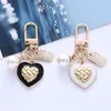 Keychains Cute Pearl Letter Heart Keychain Gold Plated Alloy Car Key Chains Headset Case Bag Ring Fashion Pendant Decoration