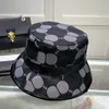 Luxurys Designers Seau Chapeaux Unisexe Été Plage Vacances Sunhats Hommes Femmes Mode Casual Lettres Complètes Imprimer Pêcheur Chapeaux Casquettes