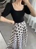 Arbetsklänningar kvinnor sommar elegant polka prick kjol kostym kort ärm toppar höga midje kjolar två stycken set femme mode vintage kläder