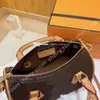 Diseñadores niños bolso Niñas Carta Impreso Un hombro Bolsas Niñas Moda mensajero Bolsa Niños mujer PU cambio Monedero F025