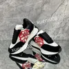 2023Casual Shoes Designer Mens Women Shoe Strawberry Wave Mouth Tiger Web Print Vintage Trainer Man Woman Variety of Styles