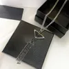 Luxury Sale hangere kettingen mode voor man vrouw omgekeerde driehoek prad ontwerpers merk sieraden mannen vrouwen zeer kwaliteit xp2e