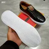 Chaussons de chaussures décontractées pour hommes Muisseurs en cuir haut haut de gamme Casual Plus Size 47 48 Sneakers A15