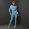 Tenues de yoga Costume de sport Femmes Ensemble de yoga sans couture Vêtements d'entraînement pour femmes Vêtements de sport Chemises à manches longues Crop Top Fitness Leggings Gym Wear 230327