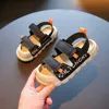 Sandalen jongens sandalen 2022 Nieuwe zomermeisjes schoenen jongens zachte bodem non-slip kinderbabyschoenen kinderen strandschoenen peuter schoenen w0327