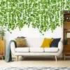 Decoratieve bloemen Ivy Vine Plant Leaf Artificial Decoratie Hangende Garland Fake gebladerte voor thuisbasis Garden Decor Plants