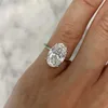 Band Rings Luxury Oval Finger Ring Band Dazzling Brilliant CZ Stone Four Prong Setting Classic Wedding Anniversary Gift For Wife Girlfriend G230327