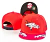 Créateur de mode Snapbacks réglables Chapeaux ajustés Broderie Football Basketball Lettre en coton Mesh flex Bonnets Chapeau plat Hip Hop Sport Extérieur Mélange de casquettes Snapback