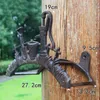 Decorative Objects Figurines Country Accent Rustic Water Pump Shovel Spade Design Garden Decor Cast Iron Wall Mounted Pipe Holder decorative shelves 230327