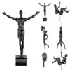 Tabletop Wine Racks 6pcs / set Creative Style Industriel Escalade Homme Résine Tenture Statue Sculpture Figures Artisanat Décor À La Maison 230327