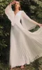 Элегантное красное белое формальное вечернее платье 2023 V-образное вырезок с длинными рукавами Шифон Саудовская Аравия А-линия рюша