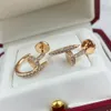 Brincos clou para mulheres designer de diamante banhado a ouro 18 K T0P qualidade mais alta qualidade contador moda estilo clássico jóias presente de aniversário 008
