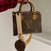 Axel Designer väskor Handväska Crossbody Clutch Väska On The Go Tote Handväska Plånböcker Hög kapacitet Klaff Blöja Ryggsäck Bokstäver Blommig tryckta Dam Lyxväskor väskor