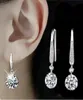 Koreanska bröllopstillbehör smycken version av den nya brud genomborrade droppörhängen hela mode high grad crystal zircon stud8110030