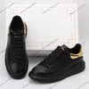 alexander Designer Logotyp Oversized Casual Skor Vitt Svart Läder Lyx Sammet Mocka Dam Espadrilles Sneakers herr Dam Flats Lace Up Platform Sneakers