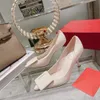Luksusowe designerskie kobiety płytkie usta formalne lakierowe skórzane buty buty buty buty kryształowe klamra spiczaste palce palec swobodne buty wygodne EU35-42 pudełko
