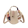 Sacs de plage Été 2023 Mode Foulard en soie Portable Paille Tissé Sac Femme Version Coréenne Peach Heart S Single Épaule Messenger Petite Plage 230327