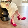 2023 NYA SUMMARKROSSRAP Kvinnor Sandal Fashion Fur Lace Up Women's Pumps Party Office Thick Heel Lady Sandalias 230327