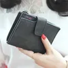 محفظة خمر غير لامعة محفظة 2020 حقيبة فاخرة العلامة التجارية السيدات الجلدية غير الرسمية Hasp Zipper Pouch قصيرة القابض الصلبة أنثى صغيرة أنثى G230327