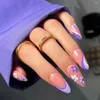 Uñas postizas 24 piezas Manicura DIY Flores moradas Niales falsos Borde blanco francés Blak Mariposa Larga almendra