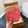 8 Femme Sac À Bandoulière Designer En Relief Lettre V Sacs À Main Mini Coeur Amant Style Taille Bandoulière Sacs Portefeuille Avec Chaîne Cosmétique Porte-Monnaie