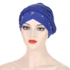 Indiska kvinnor pärlor hijab flätor bonnet kemo kepsar muslimsk cancer mössa håravfallshatt islamisk headwrap halsduk täcke lady turbante