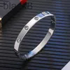 Bangle Designer Japan och Sydkorea Nya heta säljande par armband Men's Women's Valentine's Day MVZT