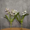 Fleurs décoratives Orchidée Vanda Blanche avec Feuille 42CM Real Touch Latex Revêtement Pétale Mariage Fleur Artificielle Floral Événement Fête Décoration-