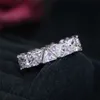 Bandringen Huitan Luxe trouwringbelofte voor vrouwen unieke driehoek kubieke zirconia ontwerp topkwaliteit nieuwe trendy sieraden dropship z0327
