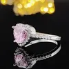Anillo de compromiso en forma de corazón para mujeres y niñas, anillo en forma de corazón rosa y plateado, regalo de fiesta, regalo de dedo, artículo coreano R1707 2023 Z0327