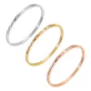 Bracciale per bracciale migliore in acciaio inossidabile HBP Bracciale Bracciale iniziale Women Charm Gold Designer Braccialetti Luxuria Solid Silver Bracciale Elegante Crystal