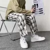 Herenbroek Houzhou plaid mannen linnengoed Koreaans checked broek mannelijke streetwear mode bodems zomer wijd been harajuku ademende y23