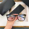 Nowe luksusowe designerskie okulary przeciwsłoneczne Nowe kwadratowe smażone ciasto skręca płaskie lustro jest takie same jak modne okulary ramy 3429