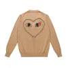 Дизайнерские мужские свитера играют в Com Des Garcons CDG V Neck Khaki Button Cardigan Red Heart Wool Size New New