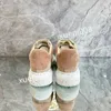 2023 TOP NOWOŚĆ MĘŻCZYZNY Designer Modna Buty Casual Women New Mens Beige Black White Suede Skórzana platforma Treakers Camo Treners