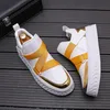 Nuovi stivali bianchi maschili Sole un solo personaggio sportivo Spesso Spesso Maree della versione coreana della Trend Youth Versatile Sneaker A6 639 896