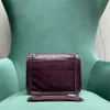 Cuero de vaca plisado Niki Cadena Bolsos de hombro Diseñadores Mujer Bolso de mensajero Bolso de mensajero púrpura Bolsos de cuero real de pequeña capacidad de lujo 10A Calidad superior