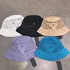 Designer Womens Bucket Hat Cap Pour Hommes Femmes Casual Outdoor Beach Voyage Lettre P Tricoté Casquette SunHat Chapeau De Paille Dames Bucket Caps