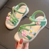 Supper Summer Girls Sandals Flower Proste urocze różowe zielone dzieci maluch maluch miękkie swobodne szkolne buty dla dzieci 230328