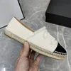 2023 Designer de luxe Chaussures Top Fashion Denim Sapatos Espadrilles Paille Pêcheur Talons Plats Chaussure Lazy Zapatos Mujer Casual Cartoon Linen channel c-c35-41