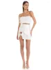 Robe de deux pièces sexy dans les femmes sans bretelles veste de plumes de paillettes mini jupe deux pièces blanc rose design moulant ensemble de fête 2023