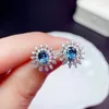 Ohrstecker KJJEAXCMY Edlen Schmuck 925 Sterling Silber Eingelegter Natürlicher Londoner Blautopas Damen Elegante Klassische Blumenedelstein Ohrstecker