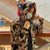 Sweats à capuche pour hommes Sweats New Coat Shark Classic Camo Hooded Ape Head Hommes et femmes Loose Hip Hop Couple Pull Fashion T230328