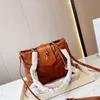 مصمم Loulou Tote Women Women Handbag حقيبة كبيرة من الكتف Crossbody Bag Classic Lambskin Envelop