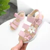 Sandálias 2019new estilo de verão menina sandal praia infantil flores de sandália princesa sandália moda infantil sapatos brancos amarelo rosa w0327