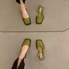 Sandały wysokie obcasowe kwadratowe głowica Gruba pięta Sprężyna i jesień pojedyncze buty Mary Jane Sandals Baotou Half Drag 230328