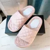 Classic Designer Womens Sandals Platform Platepers Flip Flip Flops Candy Color Bubble Chaussures Metal Alphabet Buckle Outdoor Pool Flat6239560