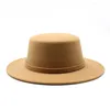 Elegante vrouwen Flat Top Fedora -hoeden met vilt Band Solid Color Imitation Woollen Jazz Cap Bred Bim Ladies Boater Bowler Hoeden